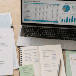 Créer une association et en vivre, statuts et finances sur bureau